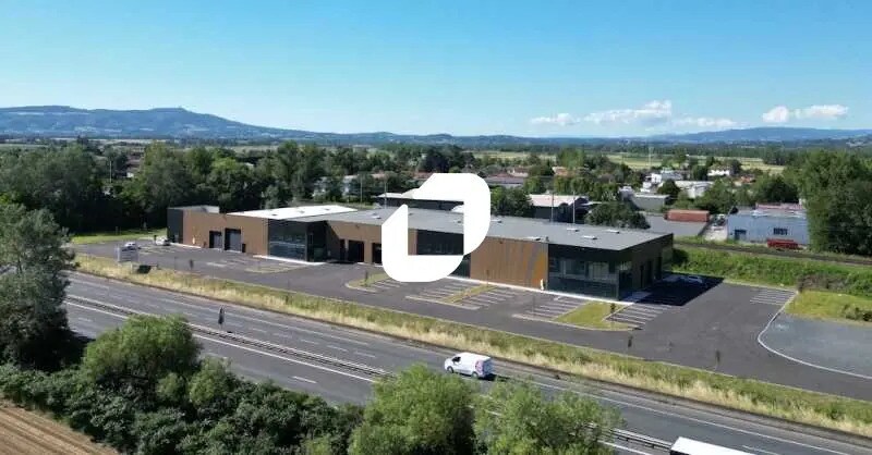 317 Rue Du Vauzel, Ambérieux to rent - Building Photo - Image 1 of 7