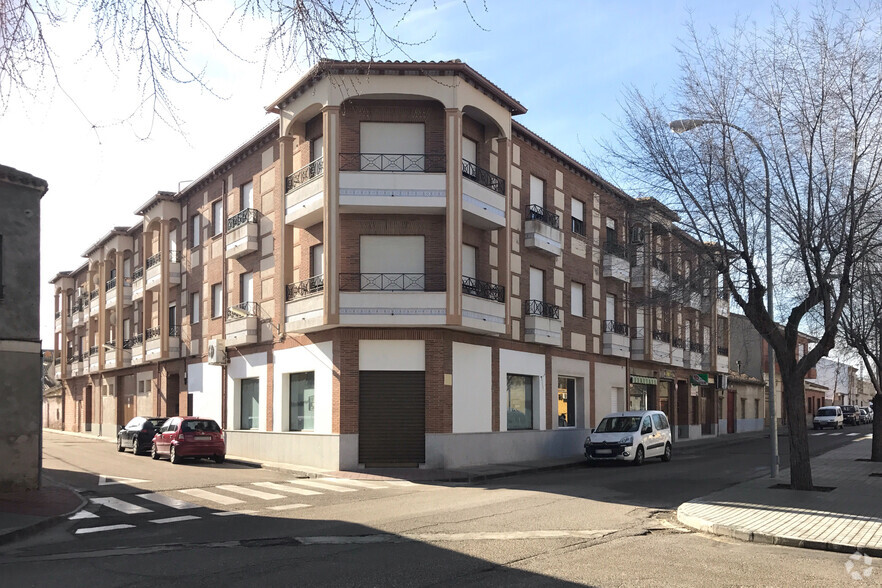 Calle Cáceres, 5, Sonseca, Toledo for sale - Primary Photo - Image 2 of 2