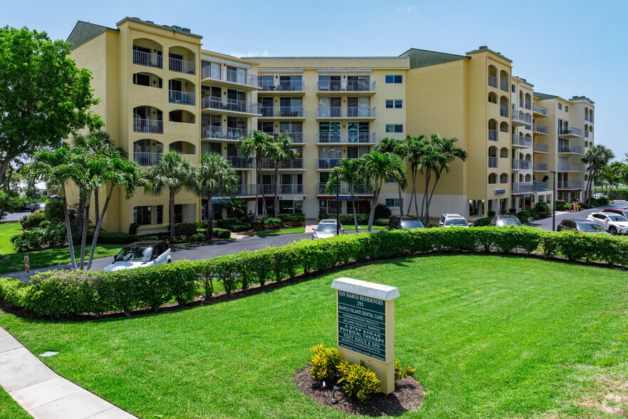 291 S Collier Blvd, Marco Island, FL for sale - Primary Photo - Image 1 of 9