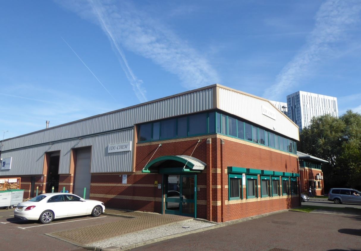 92-94 Broadway, Salford for sale Building Photo- Image 1 of 1