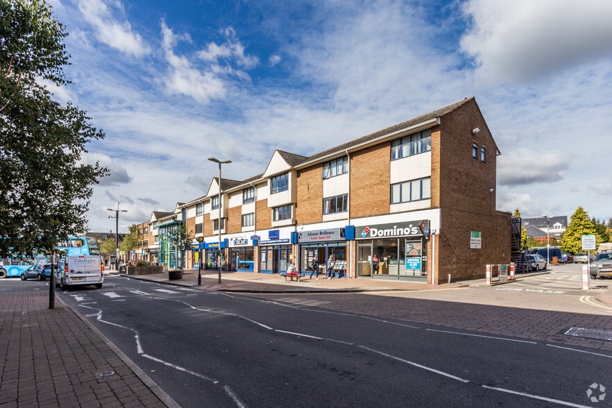 High St, Kidlington to rent - Building Photo - Image 3 of 7