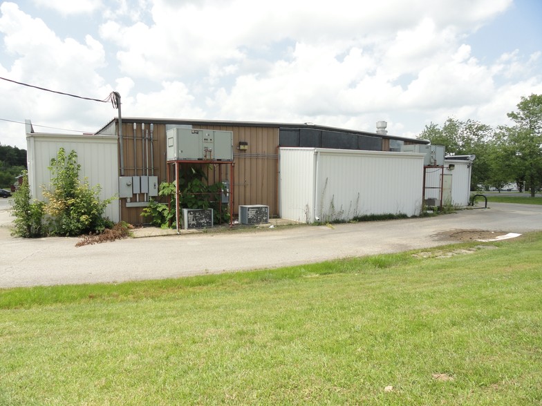 10976 S Preston Hwy, Lebanon Junction, KY for sale - Building Photo - Image 1 of 1