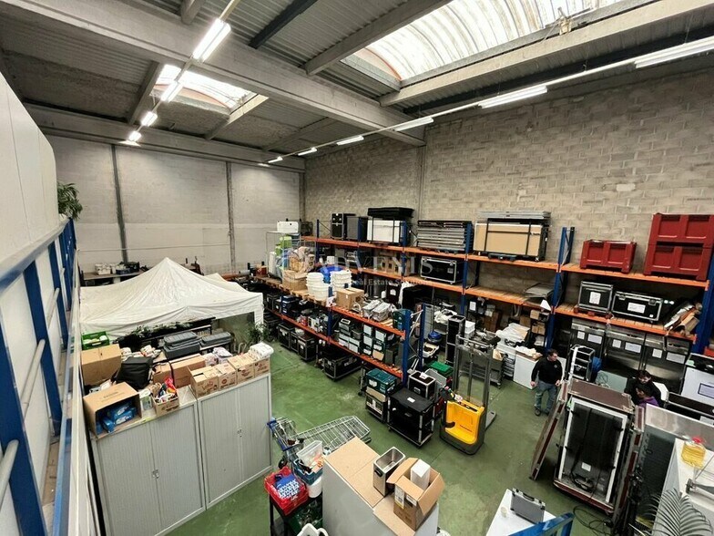 Light Industrial in Gennevilliers to rent - Building Photo - Image 3 of 7