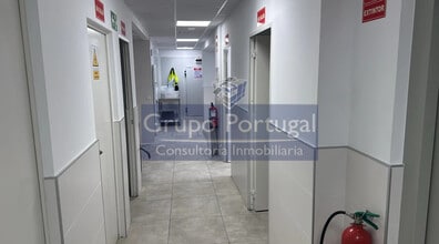 Retail in Madrid, Madrid to rent Interior Photo- Image 2 of 6