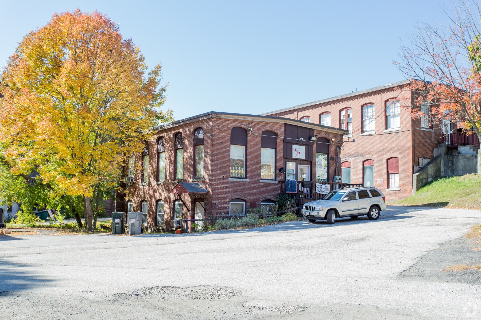 175 W Main St, Millbury, MA for sale Primary Photo- Image 1 of 1