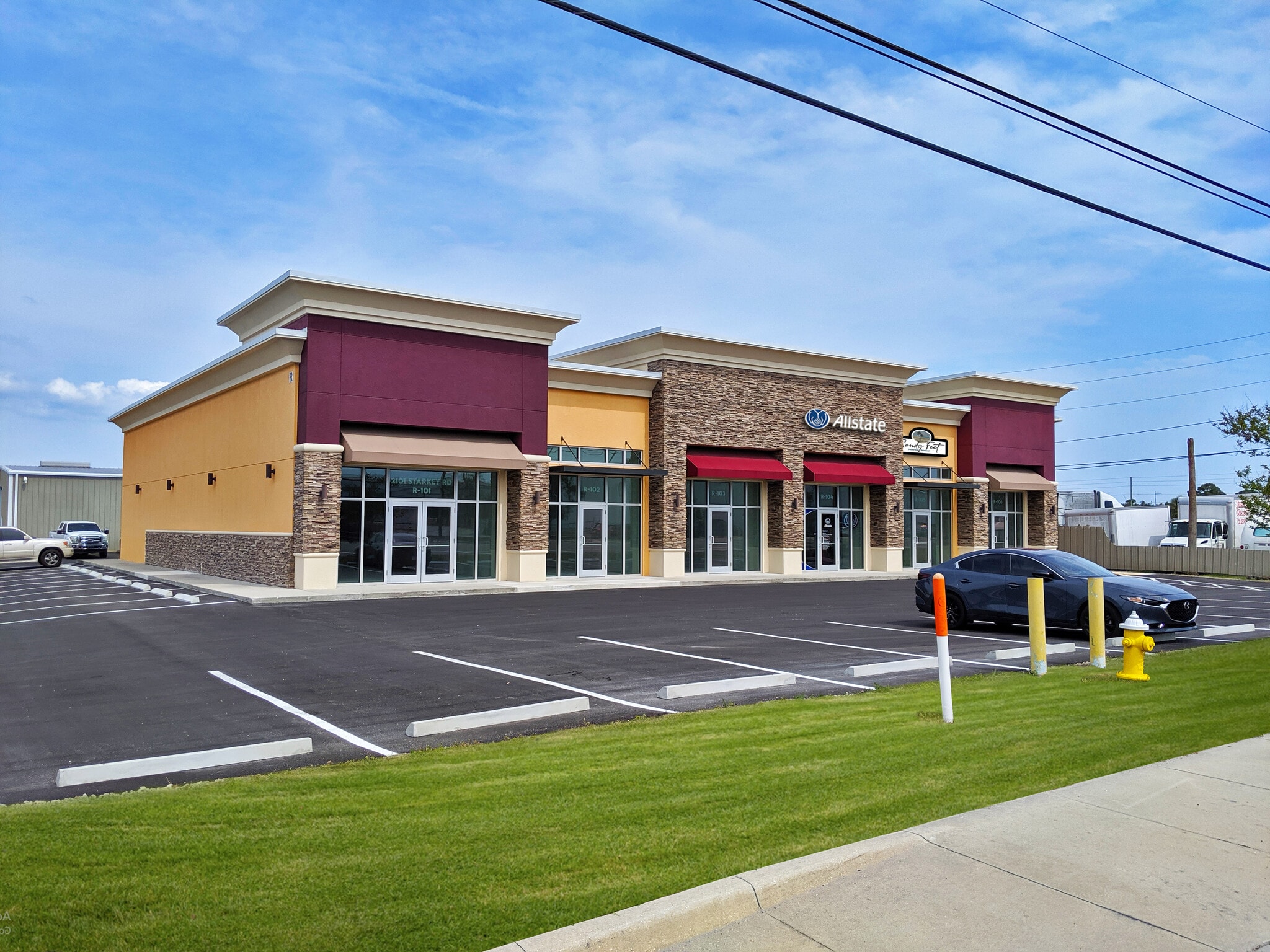 2101 Starkey Rd, Largo, FL to rent Building Photo- Image 1 of 9