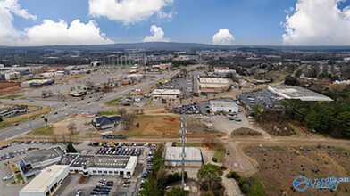 1010 Heathland Dr NW, Huntsville, AL - aerial  map view