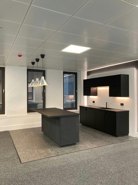 118-120 Bath St, Glasgow to rent - Interior Photo - Image 1 of 6