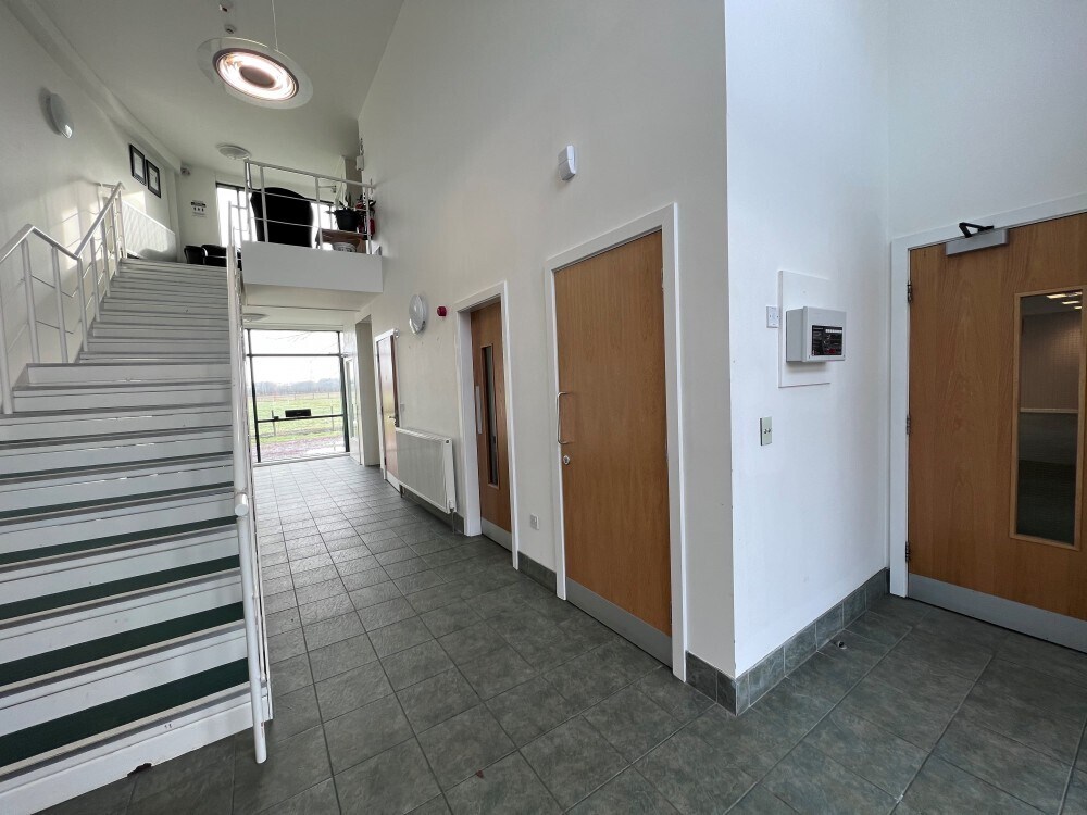 Lytham Rd, Clifton to rent Interior Photo- Image 1 of 5