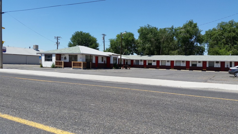 515 Cornell Ave, Lovelock, NV for sale - Building Photo - Image 3 of 7