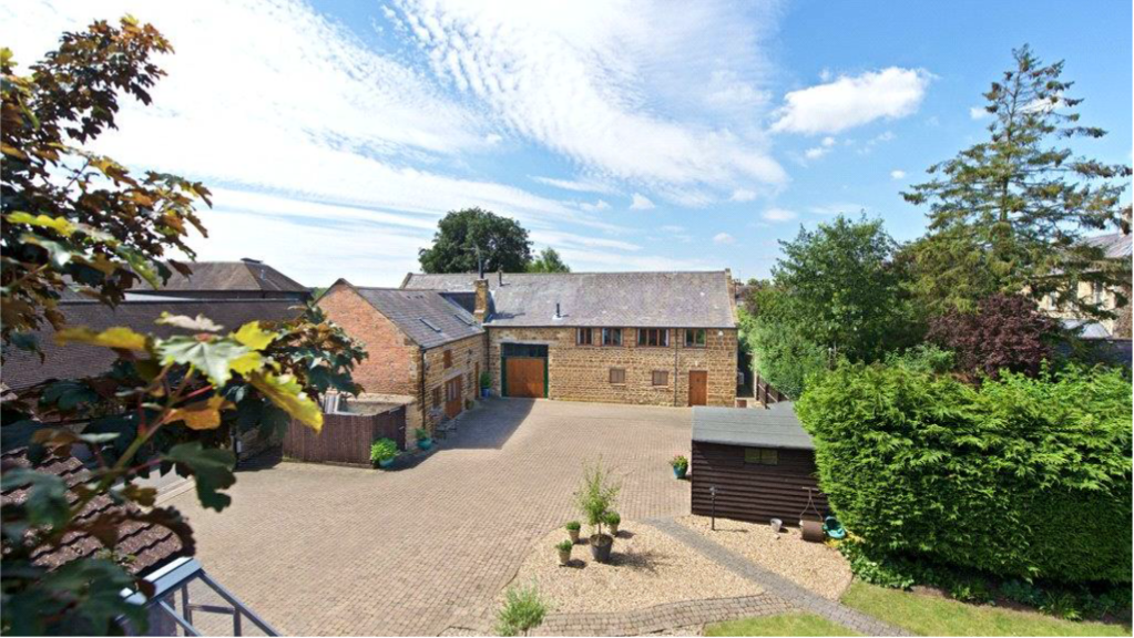 Richmond Rd, Towcester for sale Primary Photo- Image 1 of 1