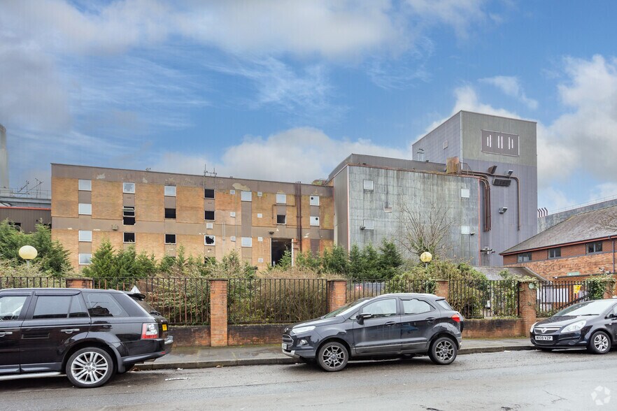 Cross St, Burton-On-Trent for sale - Primary Photo - Image 1 of 8