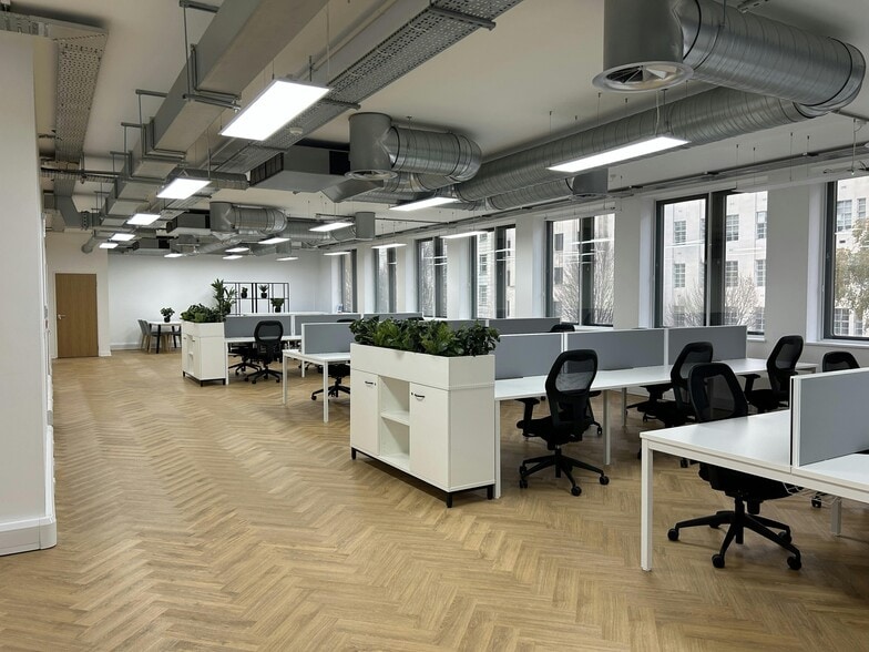 36 Great Charles Street Queensway, Birmingham to rent - Primary Photo - Image 1 of 8