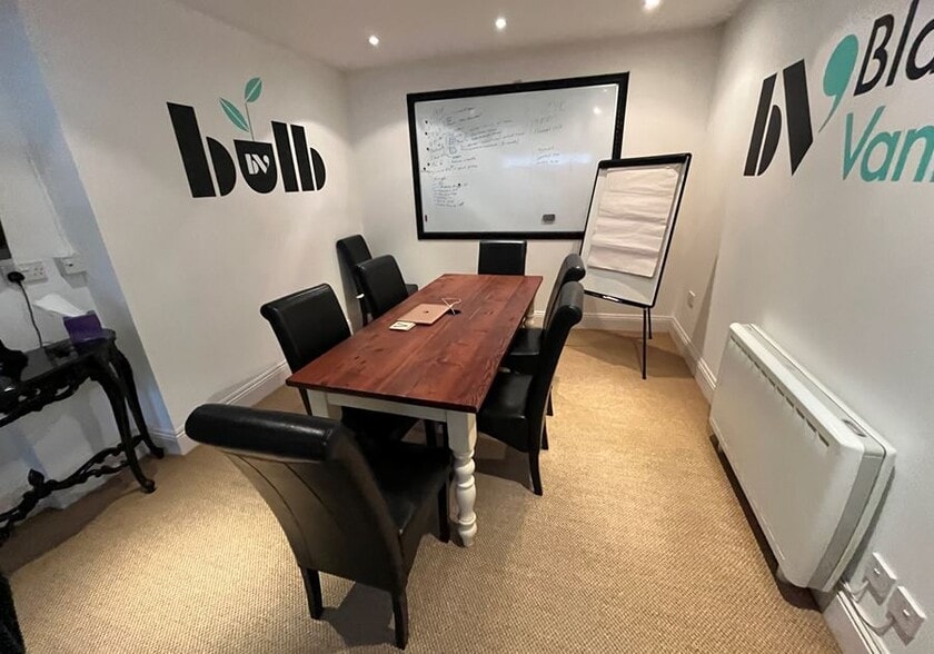 7-8 Little St. John St, Guernsey for sale - Interior Photo - Image 3 of 3