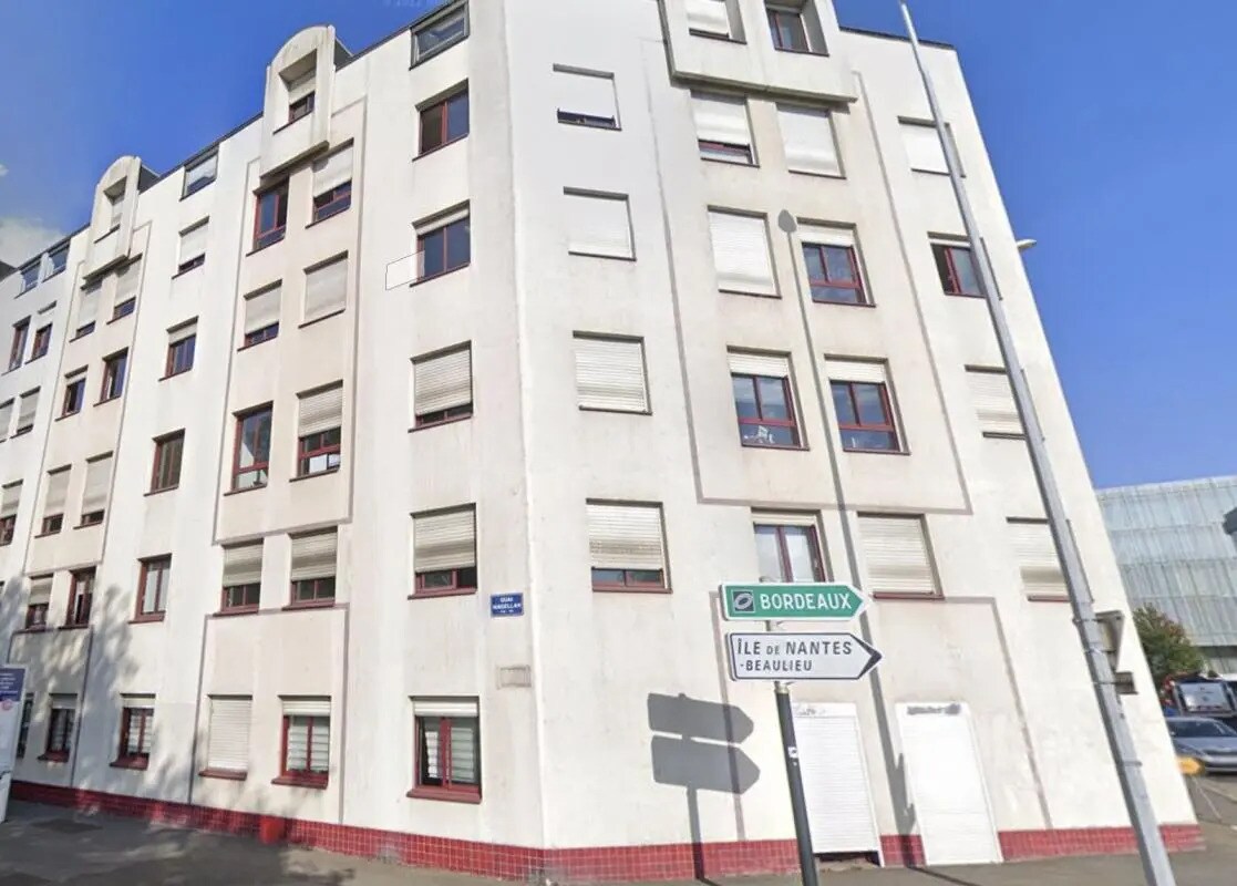 Office in Nantes to rent Building Photo- Image 1 of 2