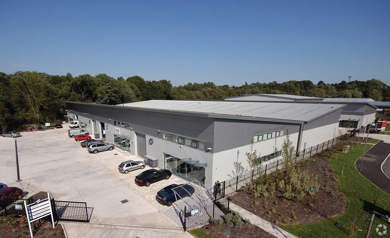 Second Ave, Deeside to rent Primary Photo- Image 1 of 2