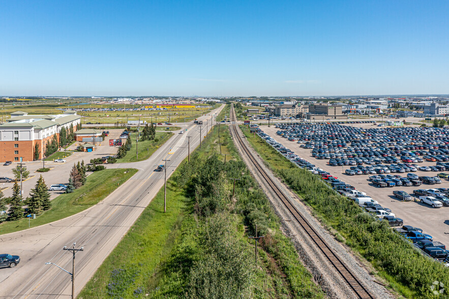 8013 Sparrow Dr, Leduc, AB for sale - Aerial - Image 3 of 3