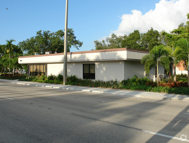 1601 S Federal Hwy, Fort Lauderdale, FL for rent - Building Photo - Image 2 of 2