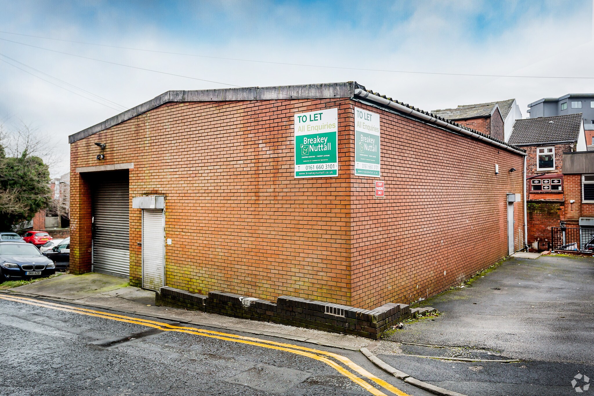 11 Rhodes St, Oldham for sale Primary Photo- Image 1 of 1