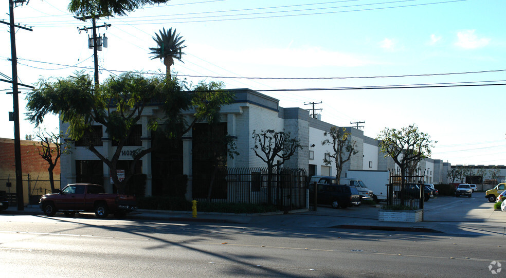 14039 Garfield Ave, Paramount, CA for rent - Building Photo - Image 3 of 8