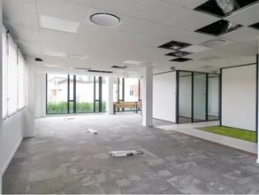 Office in Limonest to rent Interior Photo- Image 2 of 4