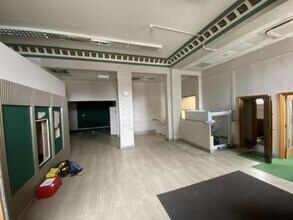 9 Corn Sq, Leominster to rent Interior Photo- Image 1 of 5