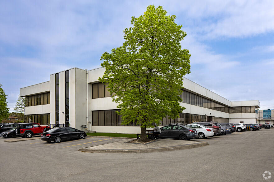 7420 Airport Rd, Mississauga, ON for rent - Primary Photo - Image 1 of 5