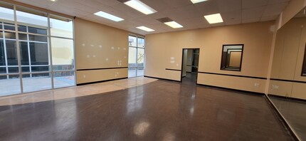 5039-5059 Whittier Blvd, Los Angeles, CA for rent Building Photo- Image 1 of 12