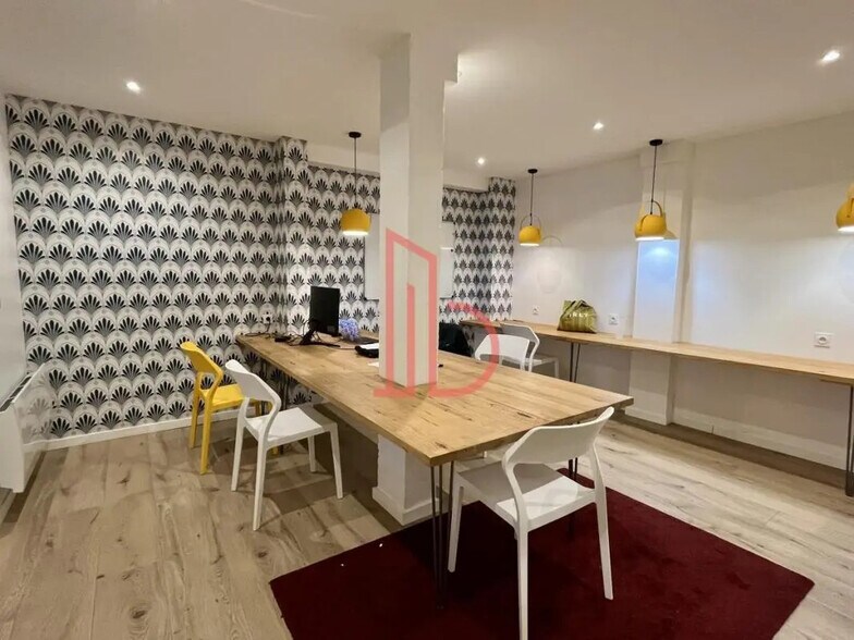 Office in Bordeaux to rent - Building Photo - Image 2 of 6
