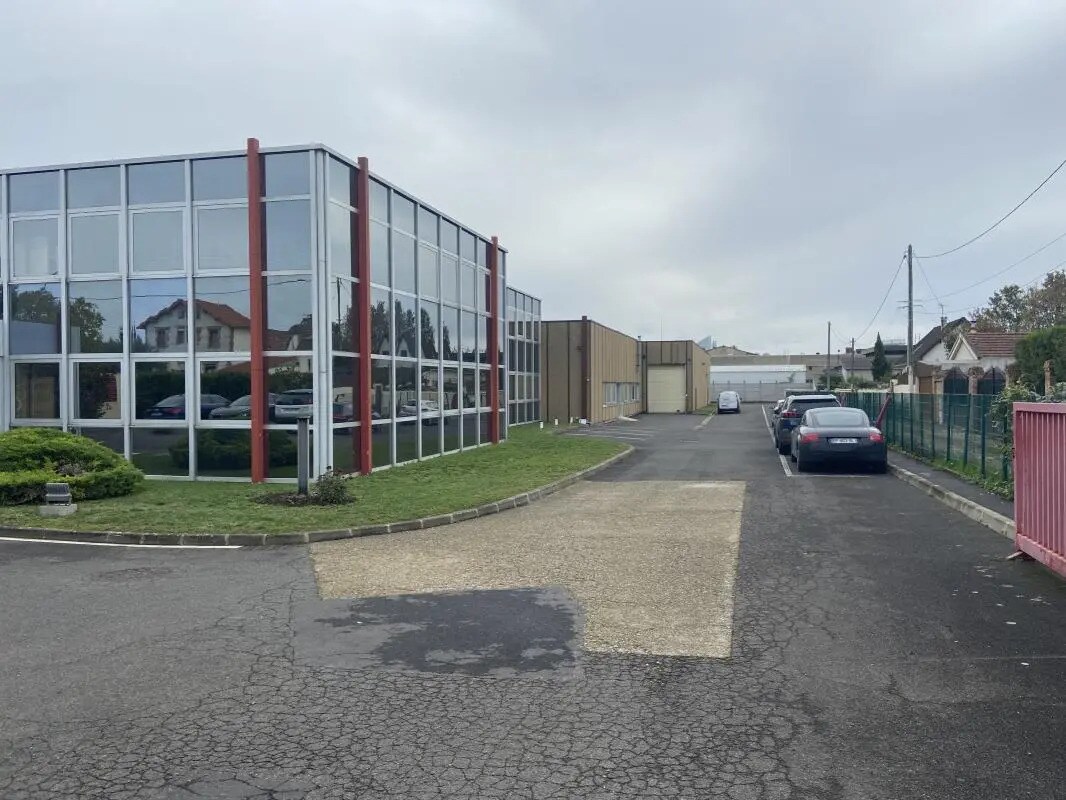 125/129 Rue Casimir Périer, Bezons to rent Building Photo- Image 1 of 12