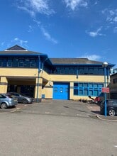 Ryan Dr, Brentford to rent Building Photo- Image 1 of 3