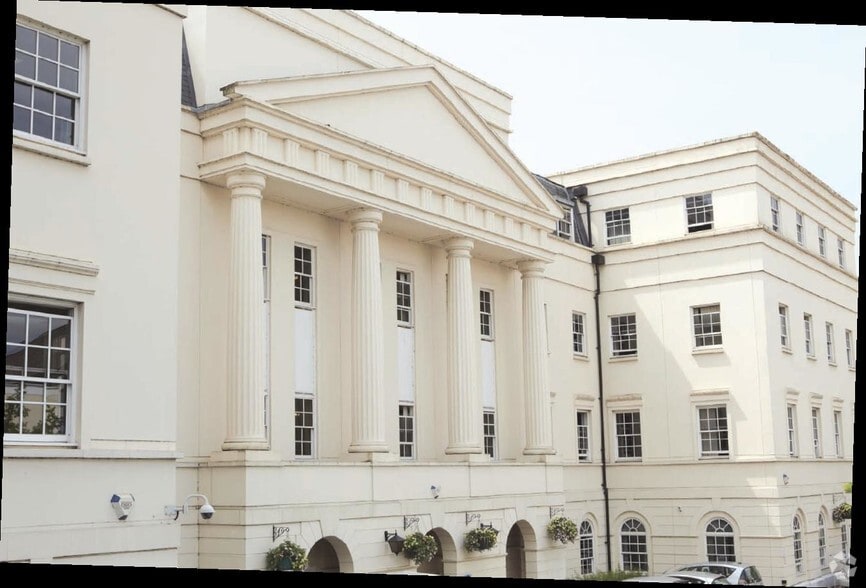 8 Dormer Pl, Leamington Spa to rent - Building Photo - Image 2 of 8