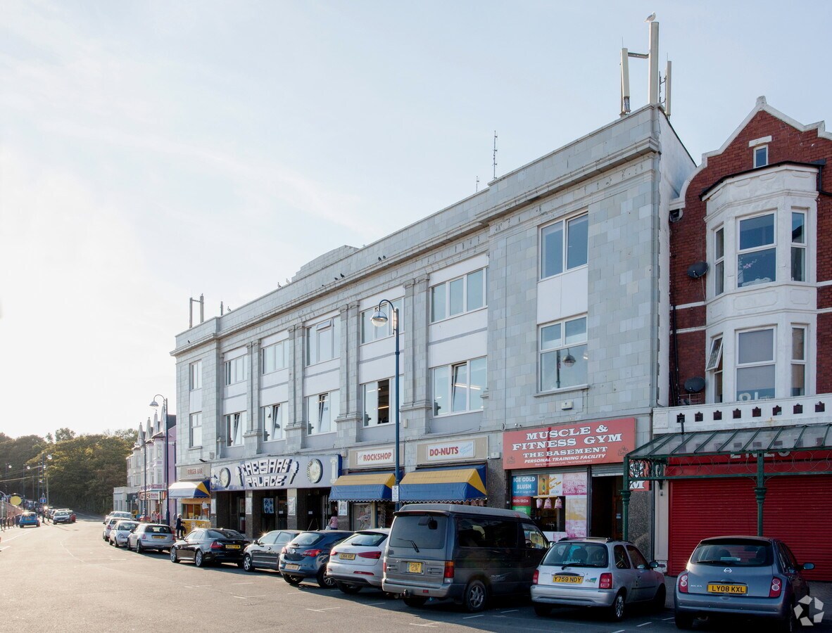 89 Paget Rd, Barry CF62 5TQ UK