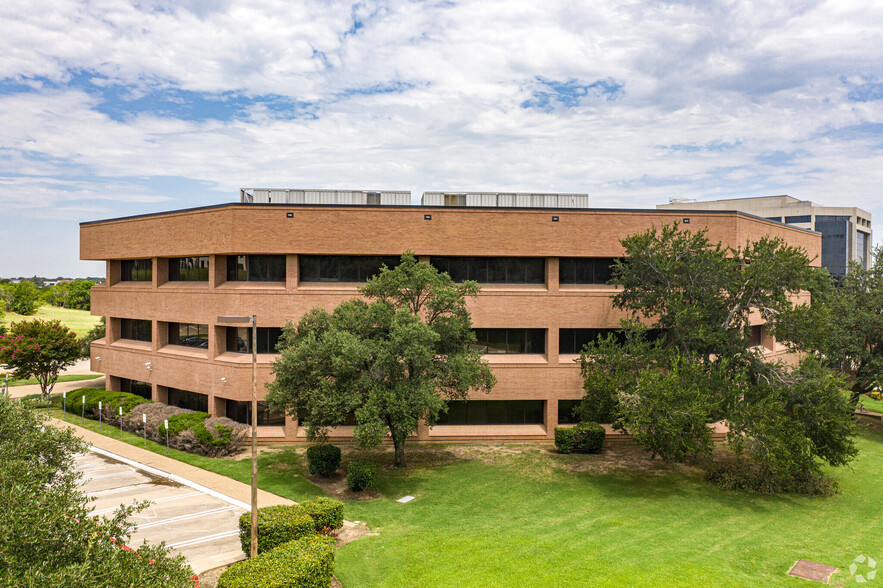 1400 Corporate Dr, Irving, TX for rent - Building Photo - Image 3 of 10