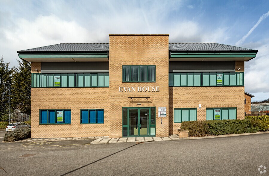 Clifton Rd, Runcorn for sale - Building Photo - Image 3 of 4