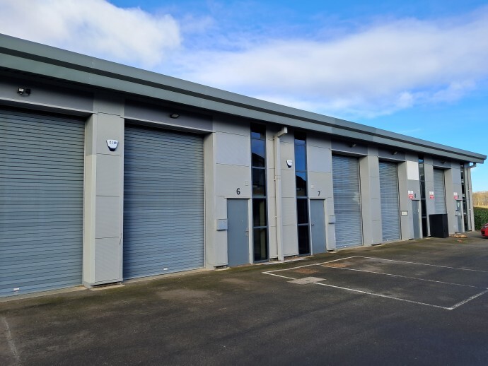 Pride Pky, Sleaford for rent - Building Photo - Image 1 of 5