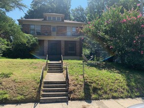 72 Clark Pl, Memphis, TN for sale Primary Photo- Image 1 of 1