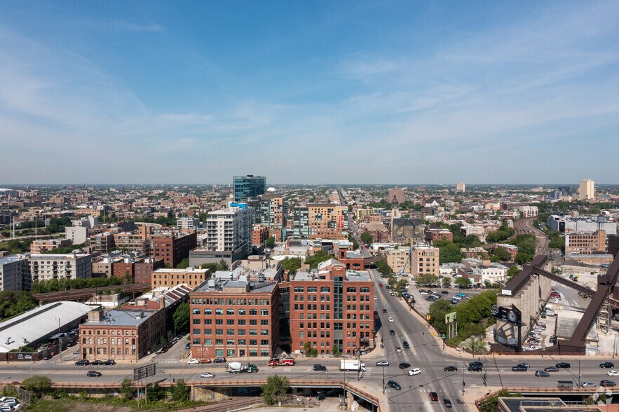 770 N Halsted St, Chicago, IL to rent - Aerial - Image 3 of 22