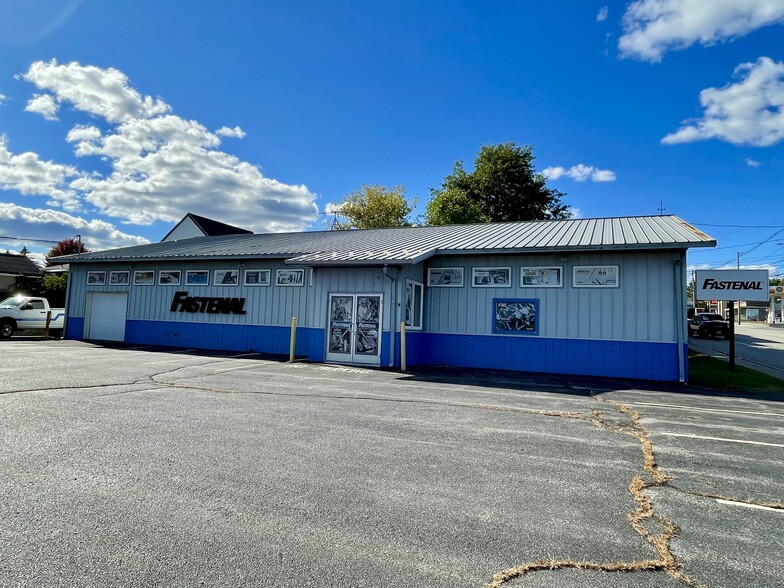 1219 Lisbon St, Lewiston, ME for rent - Building Photo - Image 1 of 5