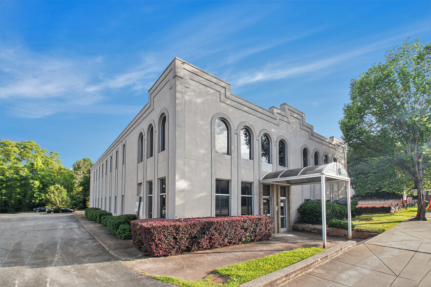 3079 SW Campbellton Rd, Atlanta, GA for rent - Building Photo - Image 1 of 2