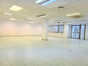 Office in Barcelona, Barcelona to rent Interior Photo- Image 2 of 11