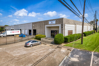 More details for 651 N Shepherd Dr, Houston, TX - Light Industrial for Rent