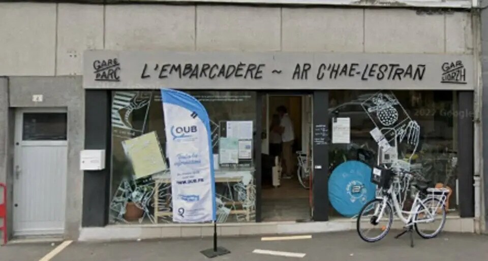 Location Commerce 80 m² - Photo 1