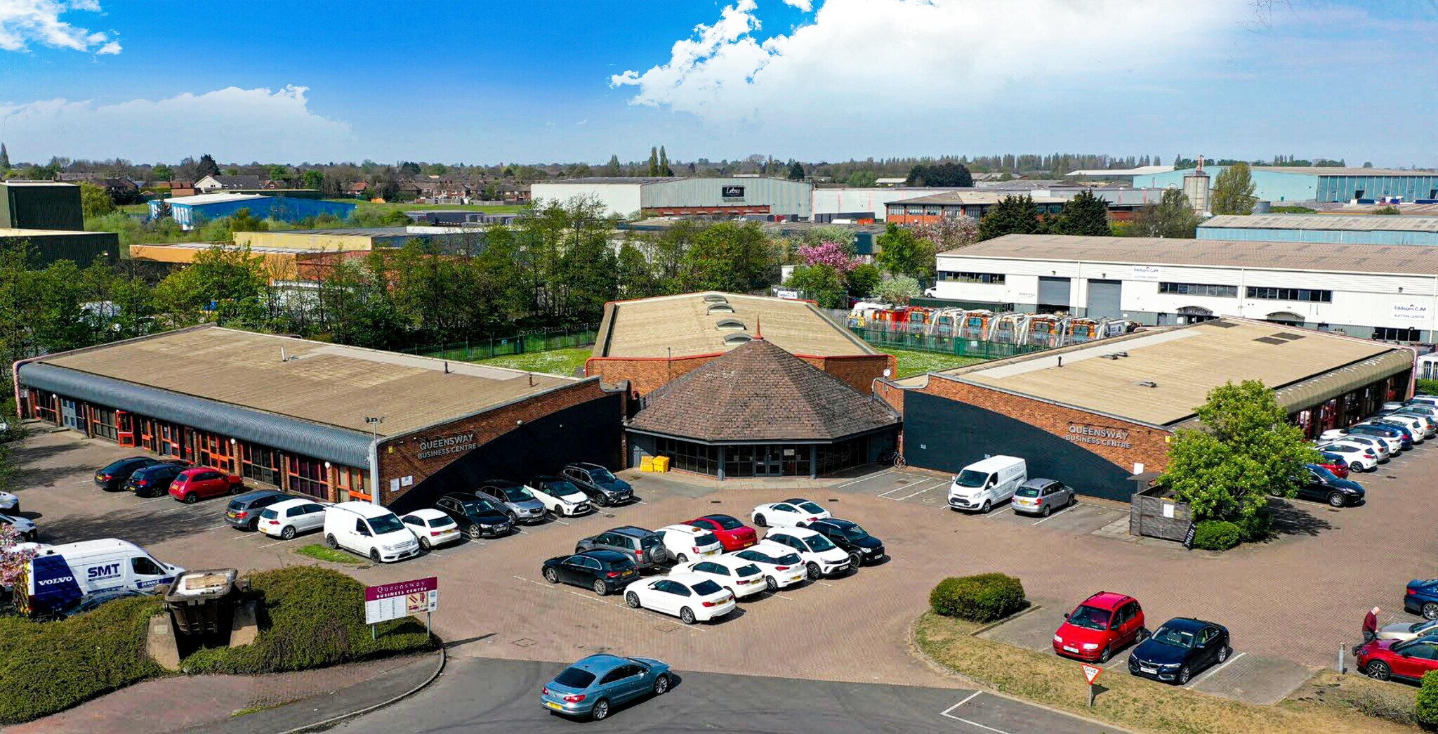 Dunlop Way, Scunthorpe to rent Building Photo- Image 1 of 15