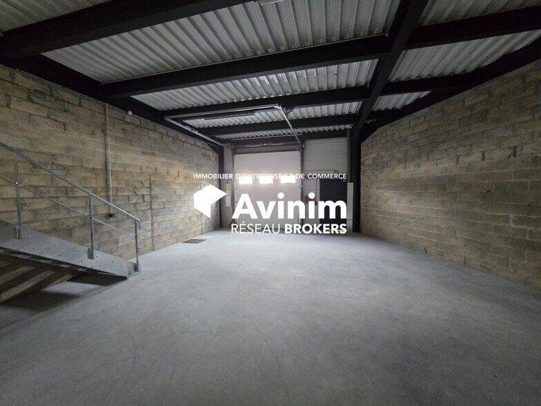 Industrial in Epinay Sur Seine to rent - Interior Photo - Image 1 of 8