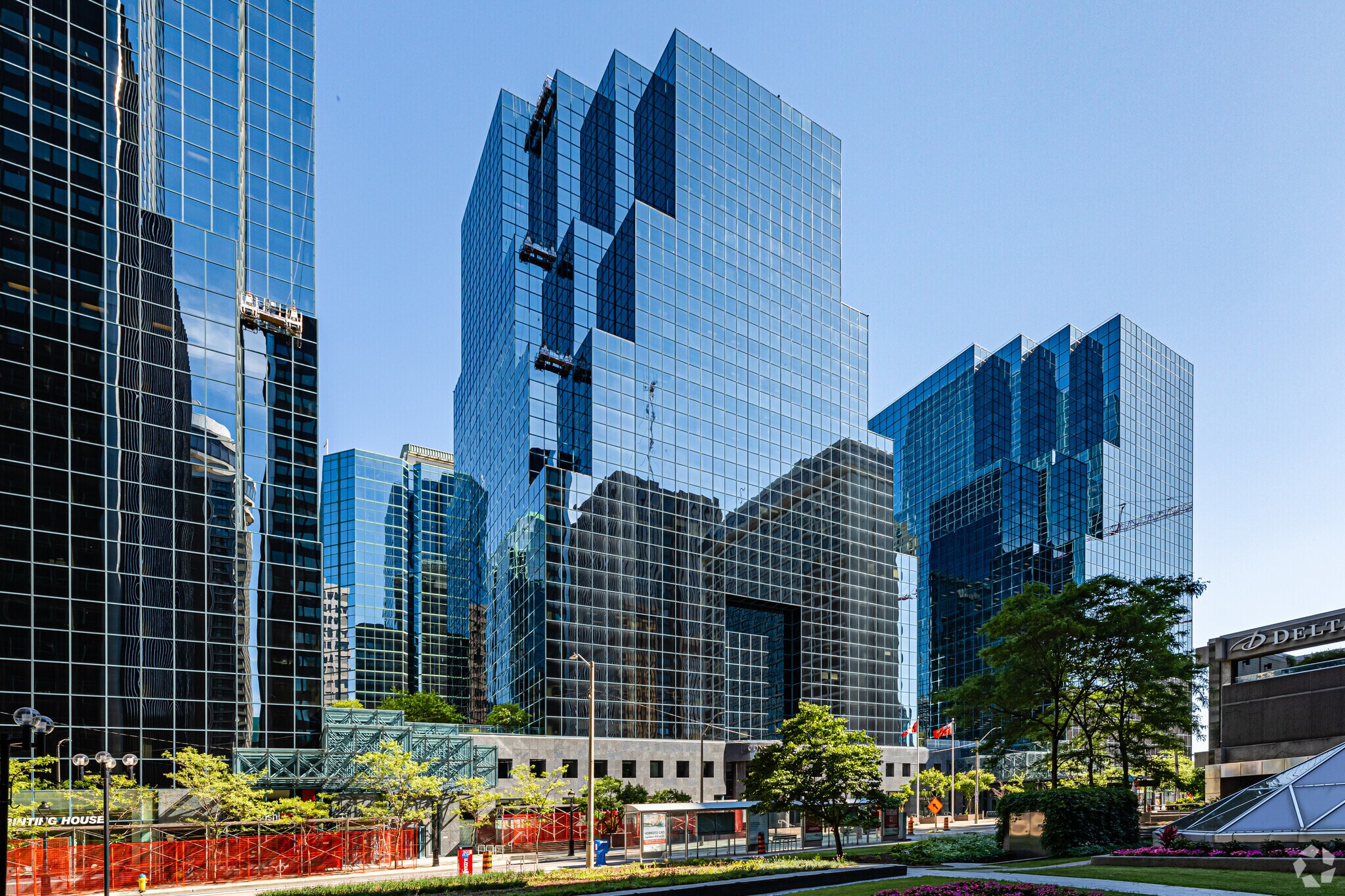 350 Albert St, Ottawa, ON to rent Building Photo- Image 1 of 7