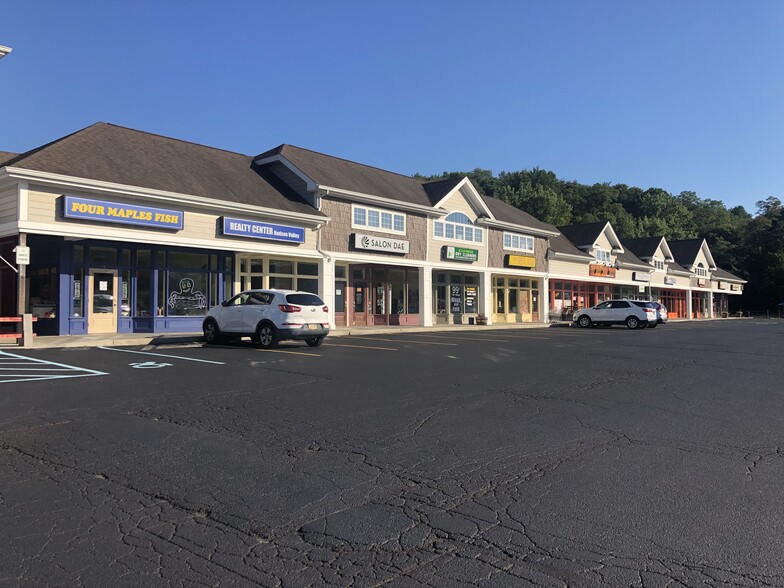 1820 NEW HACKENSACK Rd, Poughkeepsie, NY for rent - Building Photo - Image 1 of 5