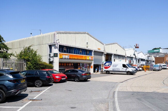 More details for 1-6 Nimrod Way, Reading - Industrial to Rent