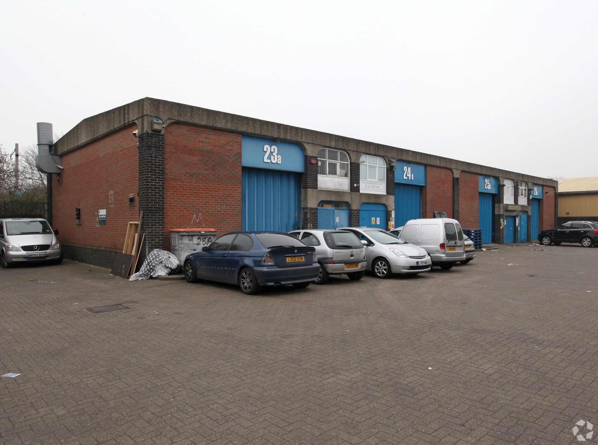 Rosebery Ave, London to rent Primary Photo- Image 1 of 4