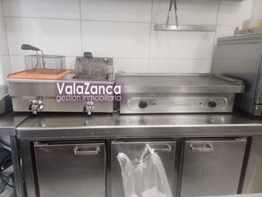 Retail in Parla, Madrid to rent Interior Photo- Image 1 of 18